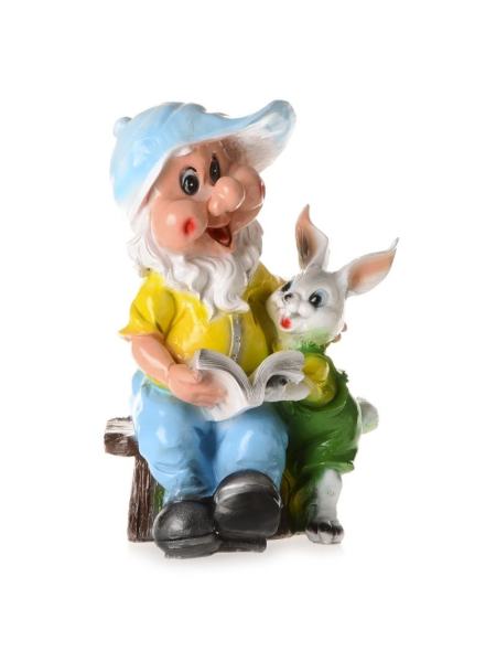 Садовая фигурка Гном читатель с зайцем